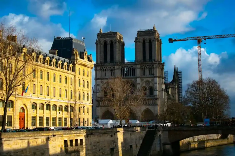 Hôtel Dame des Arts : ce qu&rsquo;il faut savoir avant de réserver