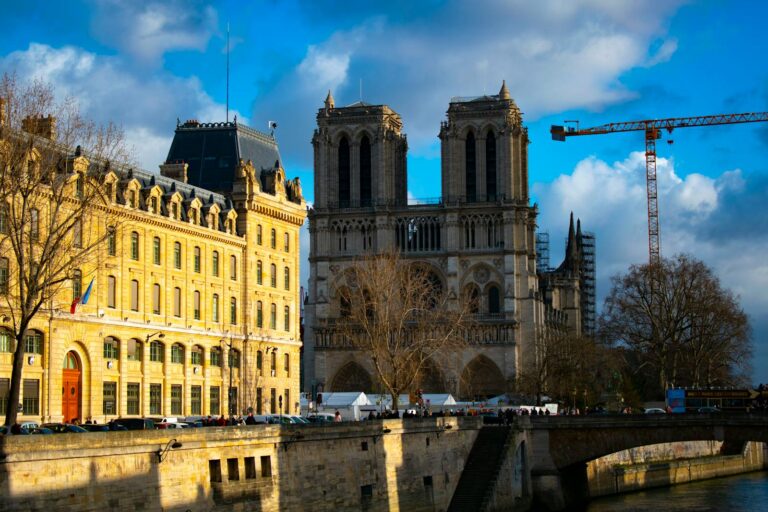 Hôtel Dame des Arts : ce qu&rsquo;il faut savoir avant de réserver
