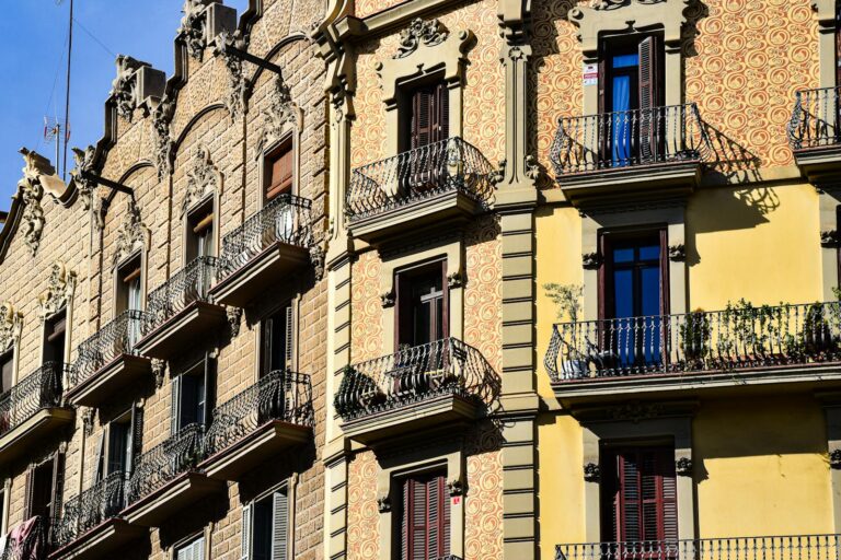 Hôtel pas cher à Barcelone : choisir le bon quartier avant l&rsquo;hôtel