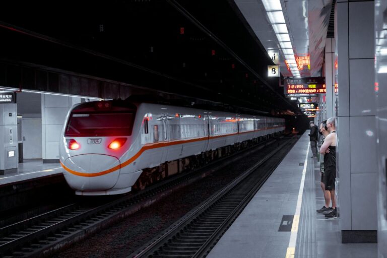 Train horaire : consulter les horaires SNCF et anticiper les perturbations