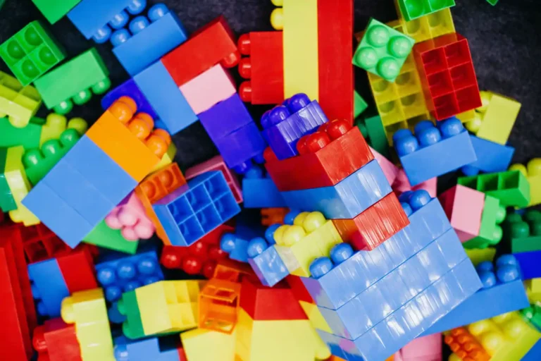 Train Lego : comprendre les gammes et faire rouler son circuit