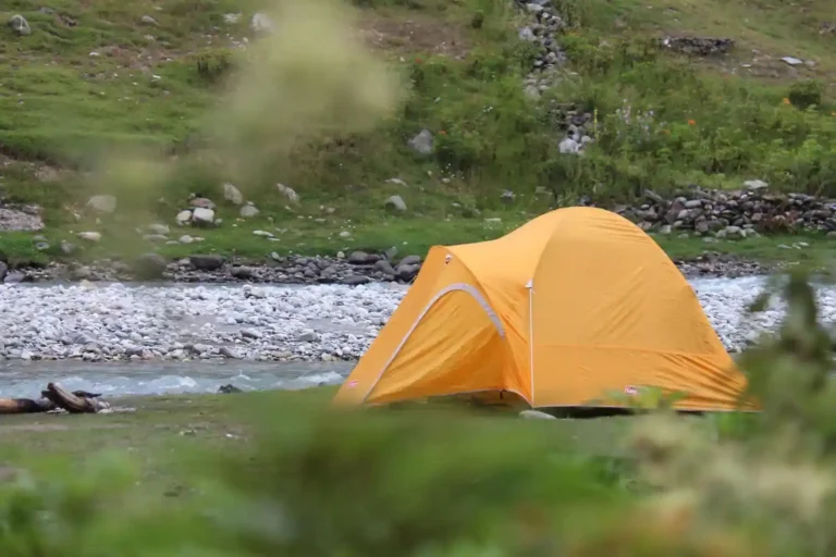 Camping nature en Drôme : choisir par l’altitude et la rivière