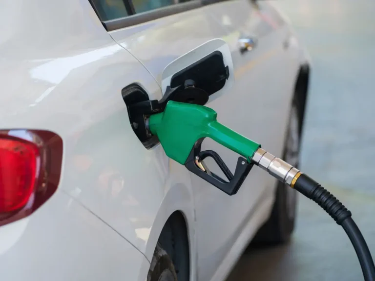 Comparateurs de carburants : payer son plein moins cher